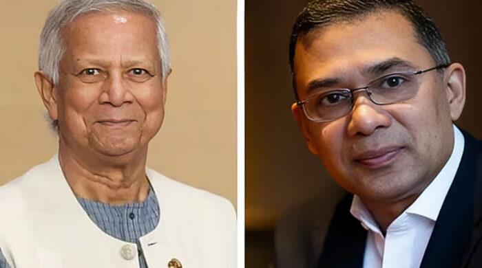 তারেক রহমানকে বুকে টেনে সান্ত্বনা দিলেন প্রধান উপদেষ্টা