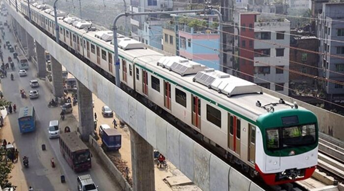 মেট্রোরেল চলাচল স্বাভাবিক হয়েছে