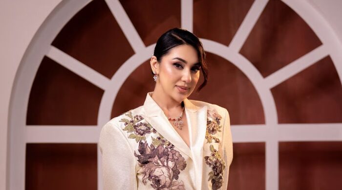 অপুর পোশাকে শাকিবের ছোঁয়া: ভাইরাল হলো স্টাইল স্টেটমেন্ট