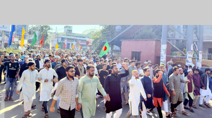 শহীদ ওসমান হাদি হত্যার বিচার দাবিতে সিলেটে উত্তাল অবস্থান