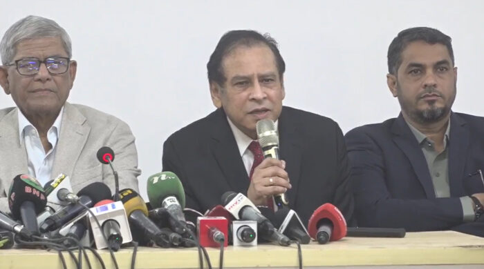 রেজা কিবরিয়া আনুষ্ঠানিকভাবে বিএনপিতে যোগ দিয়েছেন