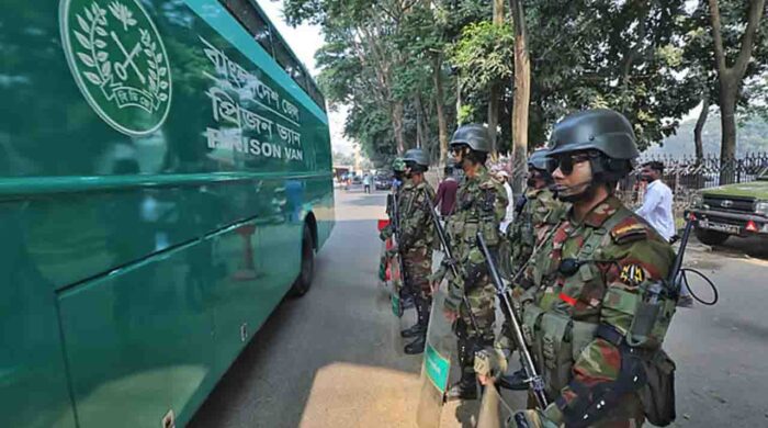 গুমের মামলায় ট্রাইব্যুনালে ৩ সেনা কর্মকর্তা