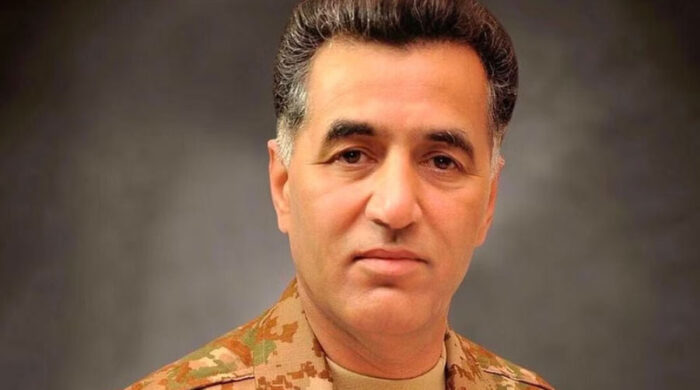 অবসরপ্রাপ্ত লেফটেন্যান্ট জেনারেল ফয়েজ হামিদ