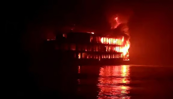 যাত্রীবাহী লঞ্চে অগ্নিকাণ্ডের চার বছর