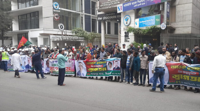 তারেক রহমানকে ঘিরে গুলশানে নেতাকর্মীদের আবেগঘন সমাগম