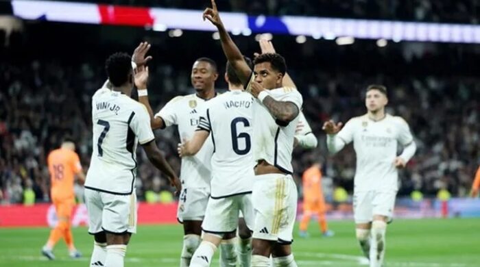 রদ্রিগোর জয়সূচক গোলে আলাভাসকে হারিয়ে ঘুরে দাঁড়াল রিয়াল