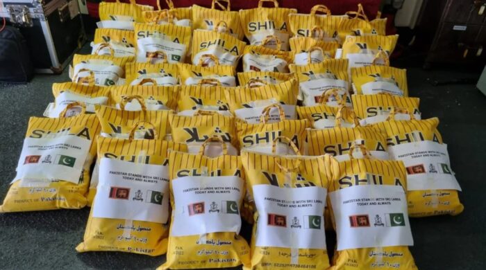 পাকিস্তান সমুদ্রপথে শ্রীলঙ্কায় ত্রাণ পাঠালো