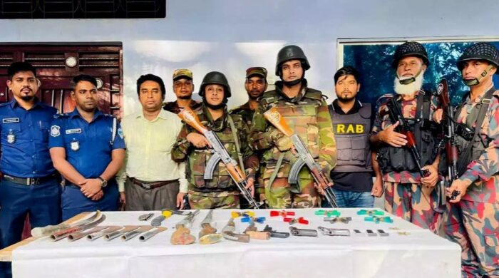 ওসমানীনগরে যৌথ বাহিনীর অভিযানে অস্ত্র-গুলি উদ্ধার, গ্রেপ্তার ৫