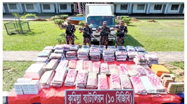 কুমিল্লায় বিজিবির অভিযানে ২ কোটি টাকার অবৈধ ভারতীয় পণ্য জব্দ