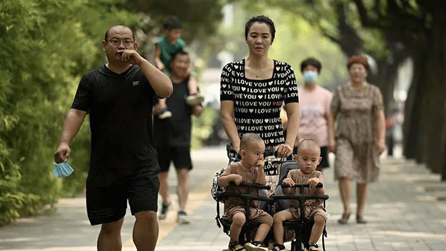 টানা চতুর্থ বছর কমছে চীনের জনসংখ্যা, বাড়ছে উদ্বেগ