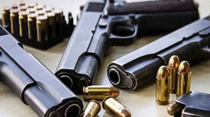 আড়াইহাজার যৌথবাহিনী অস্ত্র অভিযান