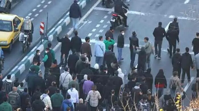 ইরানে অর্থনৈতিক সংকটে বিস্তৃত বিক্ষোভ