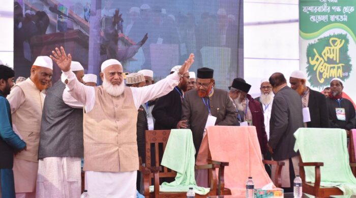 ফেনীতে মেডিকেল কলেজ গড়ার ঘোষণা