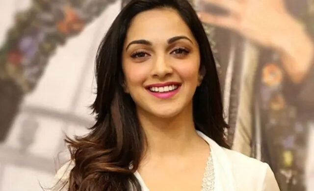 বিমানে সিট নিয়ে বিতর্ক: কিয়ারাকে ঘিরে ভাইরাল অভিযোগ