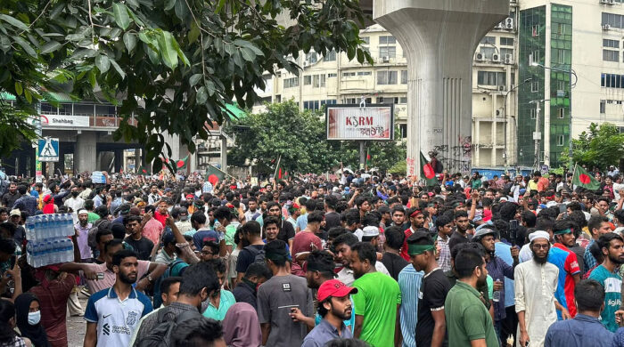 মিছিল অবরোধে নাকাল জনজীবন