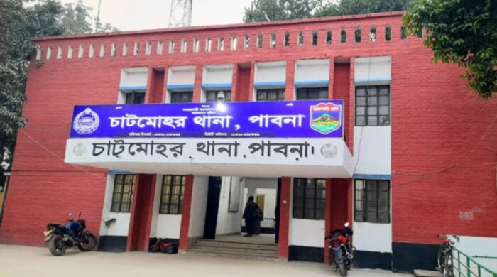 চাটমোহরে পৃথক অভিযানে ইয়াবাসহ দুই মাদক কারবারি আটক