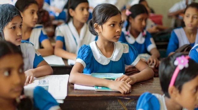 বই পায়নি মাধ্যমিকের শিক্ষার্থীরা