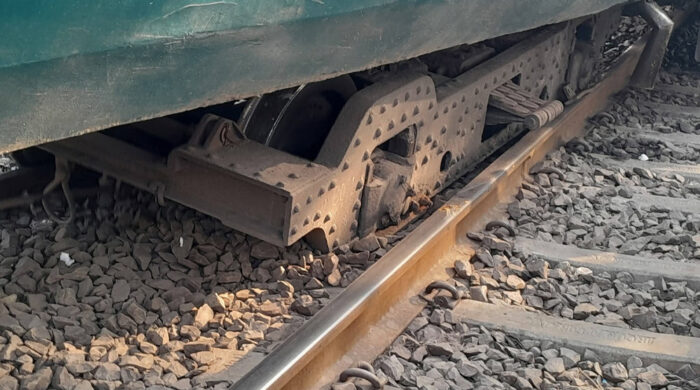 ভৈরবে বগি লাইনচ্যুত, বন্ধ ঢাকা-চট্টগ্রাম-সিলেট ট্রেন চলাচল