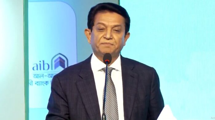 শিল্প খাতে মন্দা, অর্থনীতিতে চাপ: ১৪ লাখ চাকরি হারানোর সতর্কবার্তা