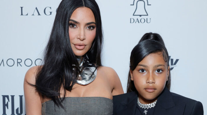 মেয়ের লাইভে হঠাৎ কিম কার্ডাশিয়ান, মুহূর্তেই ভাইরাল