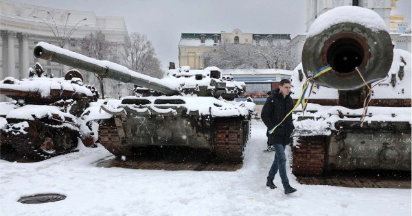 হাড়কাঁপানো শীতে ইউক্রেনে সাময়িক যুদ্ধবিরতির ইঙ্গিত