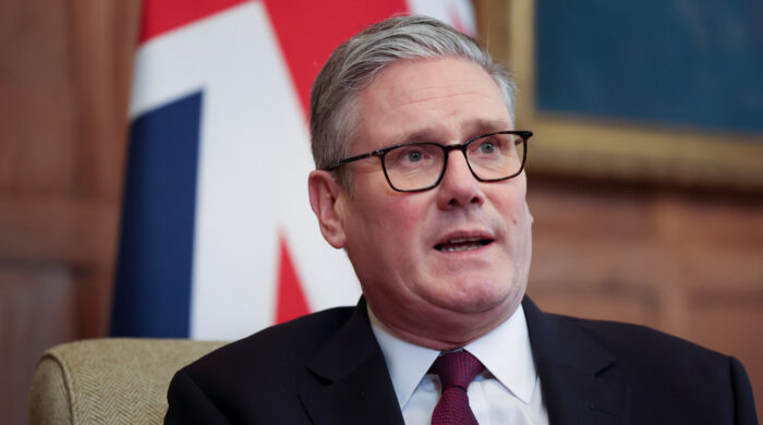 চীনের সঙ্গে সম্পর্ক জরুরি, ট্রাম্পকে ইঙ্গিত স্টারমারের