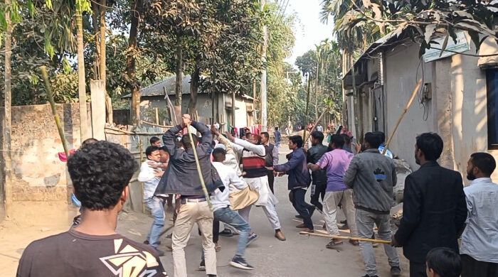 ভোলায় নির্বাচনী গণসংযোগে বিএনপি-জামায়াত সংঘর্ষ