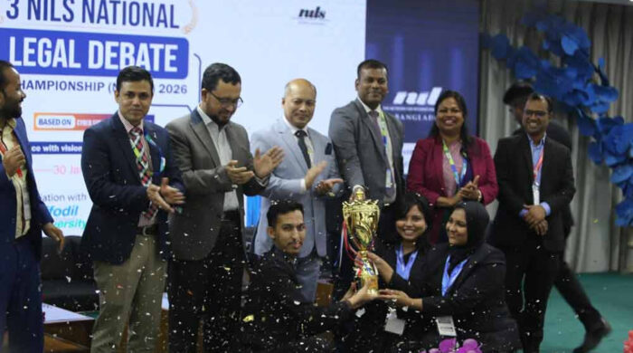 জাতীয় লিগ্যাল বিতর্কে শিক্ষার্থীদের প্রজ্ঞা ও বুদ্ধিমত্তার প্রতিদ্বন্দ্বিতা