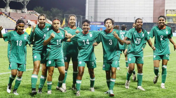 নারী ফুটবল লিগে গোলবন্যা, প্রতিদ্বন্দ্বিতার প্রশ্ন