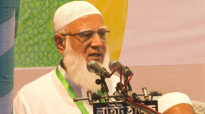 কার্ডের লোভে ভোট প্রভাবিতের অভিযোগ জামায়াত আমিরের