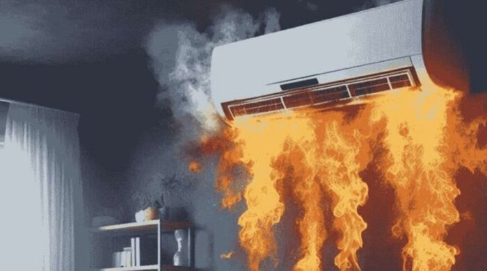 এসির সিলিন্ডার বিস্ফোরণে