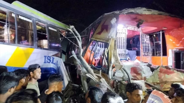 বরিশাল বাস সংঘর্ষে নিহত