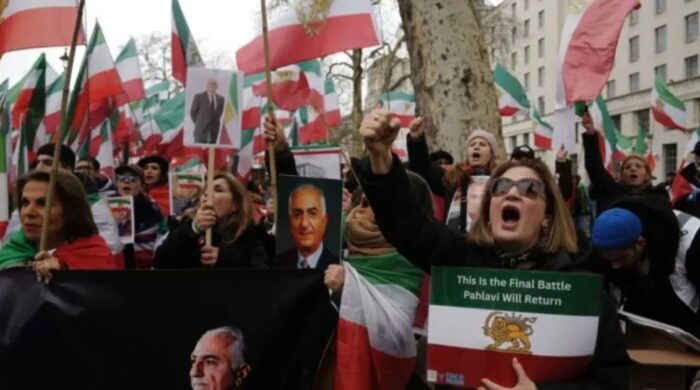 ইরান শিক্ষার্থী বিক্ষোভ সতর্কতা