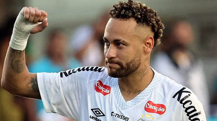 নেইমার জোড়া গোল সান্তোস জয়