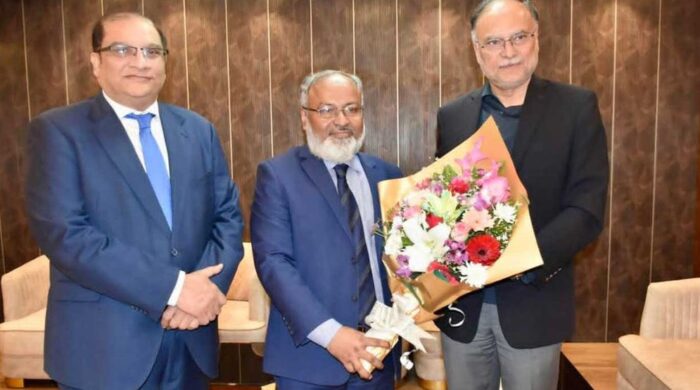 পাকিস্তান মন্ত্রী ঢাকায় শপথ অনুষ্ঠান