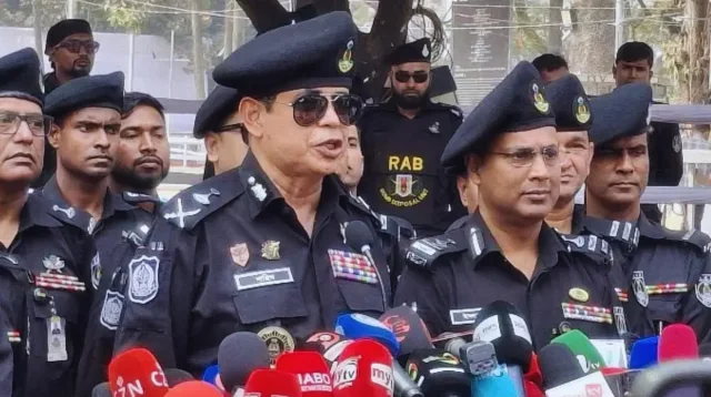 কেন্দ্রীয় শহীদ মিনার নিরাপত্তা ব্যবস্থা