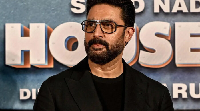 তারকা সন্তানের চাপ, চড়ের যন্ত্রণায় ভেঙেছিলেন অভিষেক