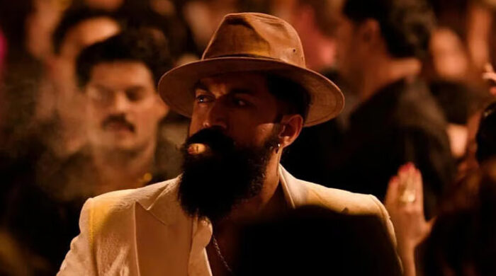 একের পর এক রেকর্ড ভাঙছে যশের ‘টক্সিক’