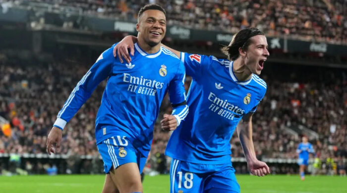 রিয়াল শীর্ষে চোখ রাখল, সিটি নাটকীয় জয় নিয়ে টিকে রইল