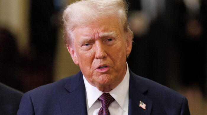 এপস্টিন ‘মন্দ লোক’: পুলিশকে ট্রাম্পের ফোন দাবি