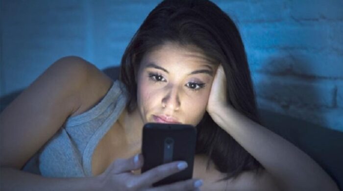 রাত জাগা হৃদ্‌রোগের ঝুঁকি বাড়ায়: নতুন গবেষণা