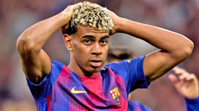 ইয়ামালের মিসে শীর্ষ হারাল বার্সেলোনা