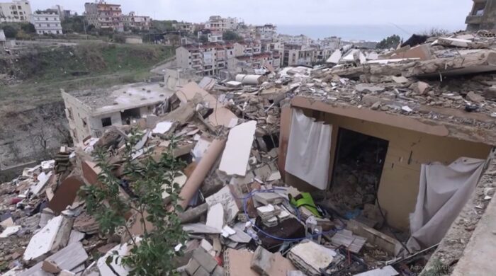 লেবাননে ইসরাইলি হামলায় নিহত ১২ জন