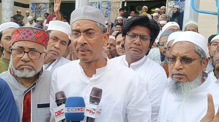 নতুন বাংলাদেশ গড়ায় বাধা মানেই শত্রু: এ্যানি