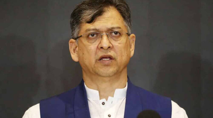 কক্সবাজারে ইয়াবা দমনে স্বরাষ্ট্রমন্ত্রীর বড় লড়াই