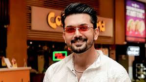 নেপাল থেকে বলিউডে শুভর স্বপ্নযাত্রা