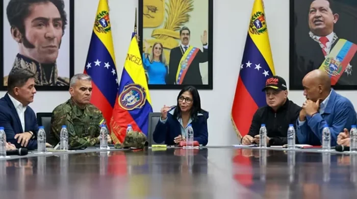 স্পেন-ফ্রান্সের তেল কোম্পানির সঙ্গে ভেনেজুয়েলার প্রেসিডেন্টের বৈঠক