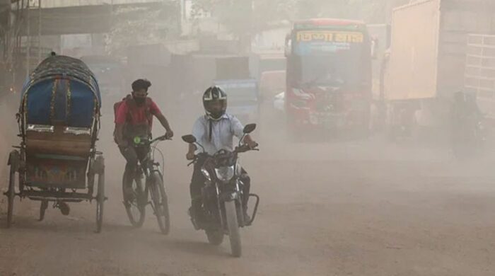 ঢাকার বায়ু মান বিপজ্জনক, নাগরিকদের জন্য সতর্কবার্তা
