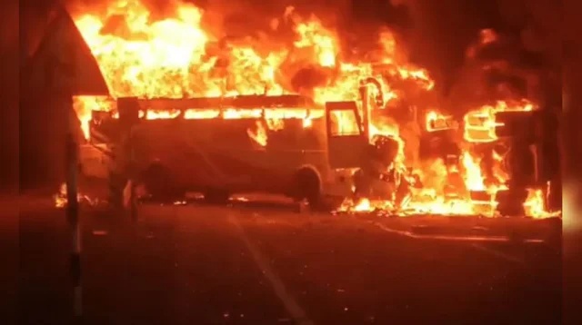 ভারতে বাস লরি সংঘর্ষ নিহত