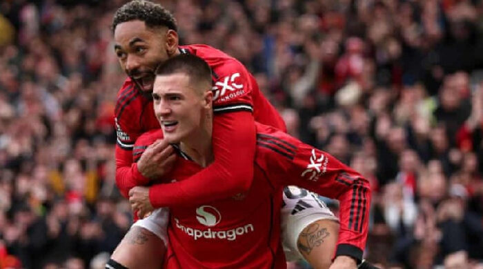 জয়ে ম্যানসিটির আরও কাছে ম্যানইউ